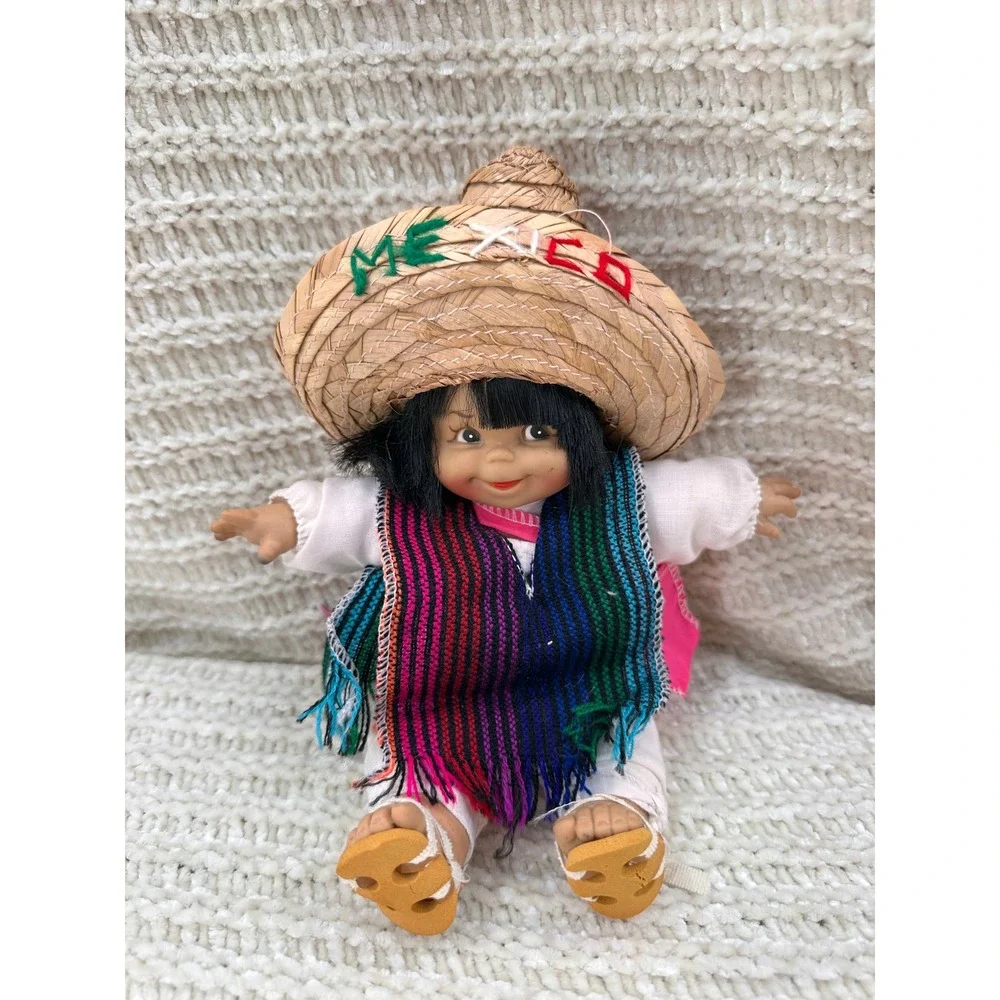 Vintage Munecas Mexicanas Souvenir Doll Mexico Sombrero Serape Huaraches 10 Inch